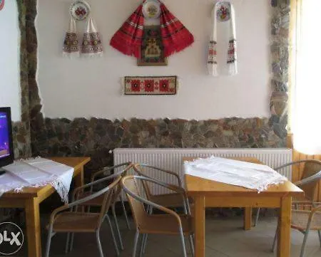 Casa Din Prund Farm stay Ocolis