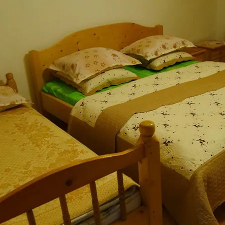 Farm stay Casa Din Prund *