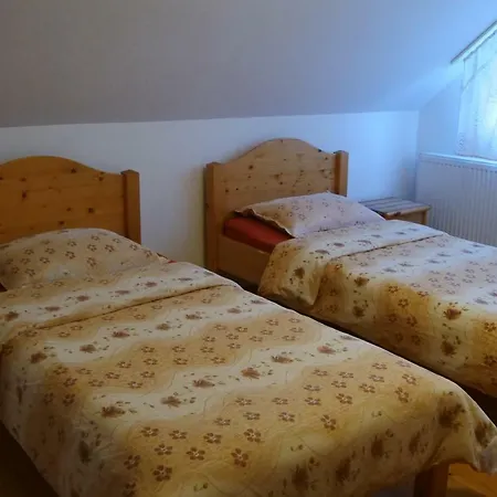 Casa Din Prund * Ocolis